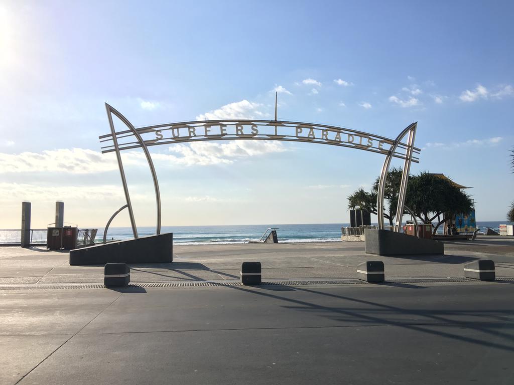 Gold Coast Hostel Εξωτερικό φωτογραφία